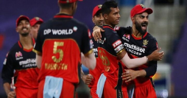 IPL 2020, KKR vs RCB: सिराज की घातक गेंदबाजी के आगे केकेआर ढेर, आरसीबी ने 8 विकेट से हासिल की जीत