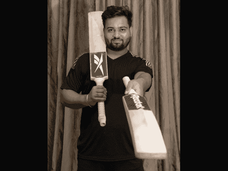 Mrinank Singh Conman